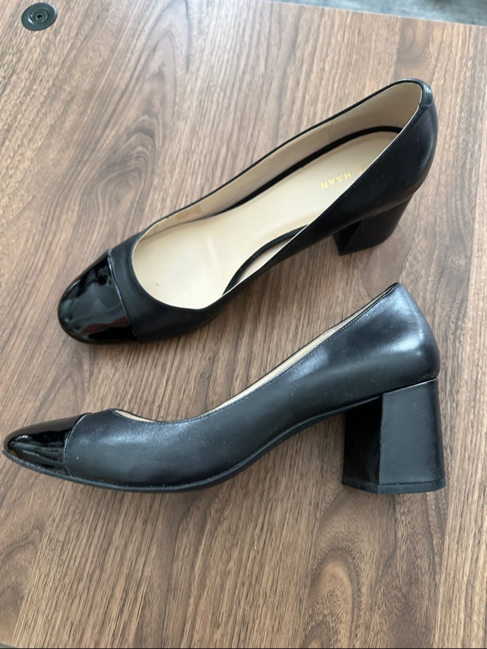 Cole Haan Black Leather Ballet Heels with Gloss Cap Toe - Picture 2 of 7